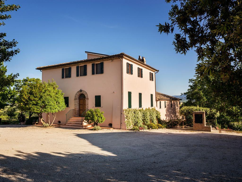 Casale Satriano Aparthotel Montefalco Esterno foto